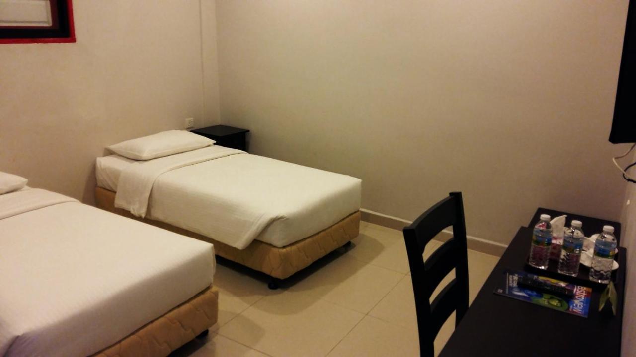 Kt Chinatown Lodge Kuala Terengganu Ngoại thất bức ảnh